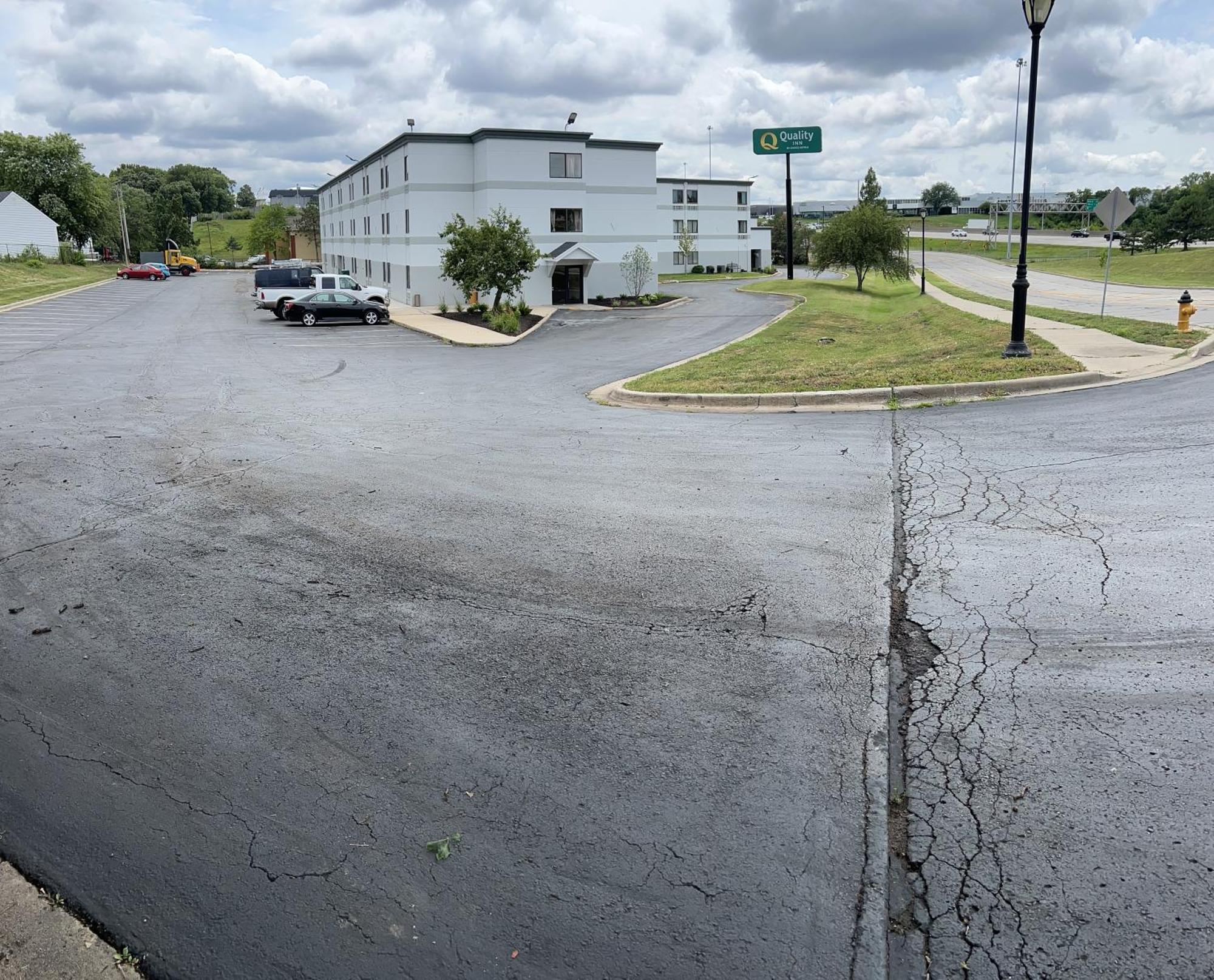 Quality Inn Merriam Kansas City Exterior photo